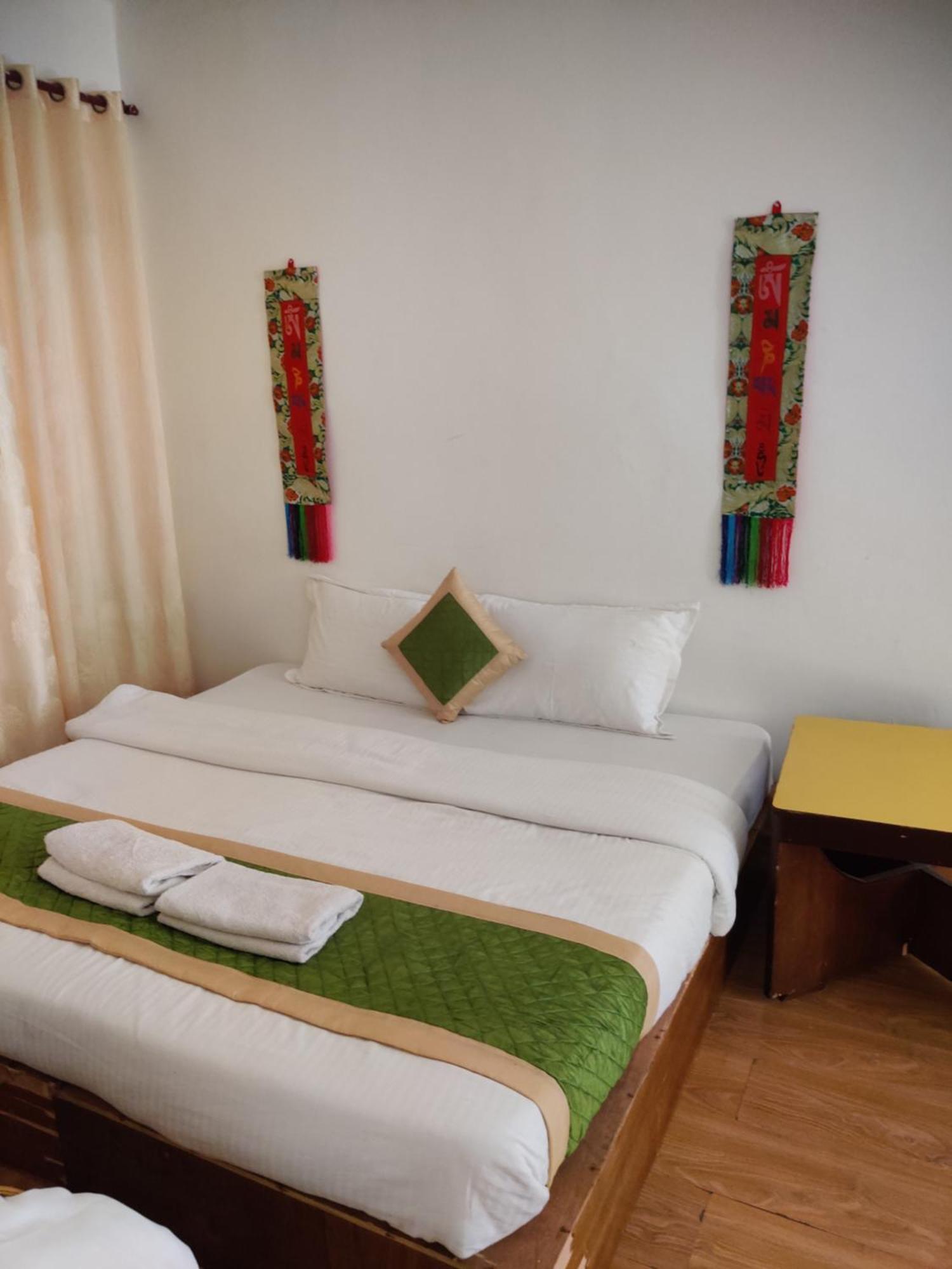 Hotel Akash - Luxury Hotel In Mcleodganj McLeod Ganj Exteriör bild