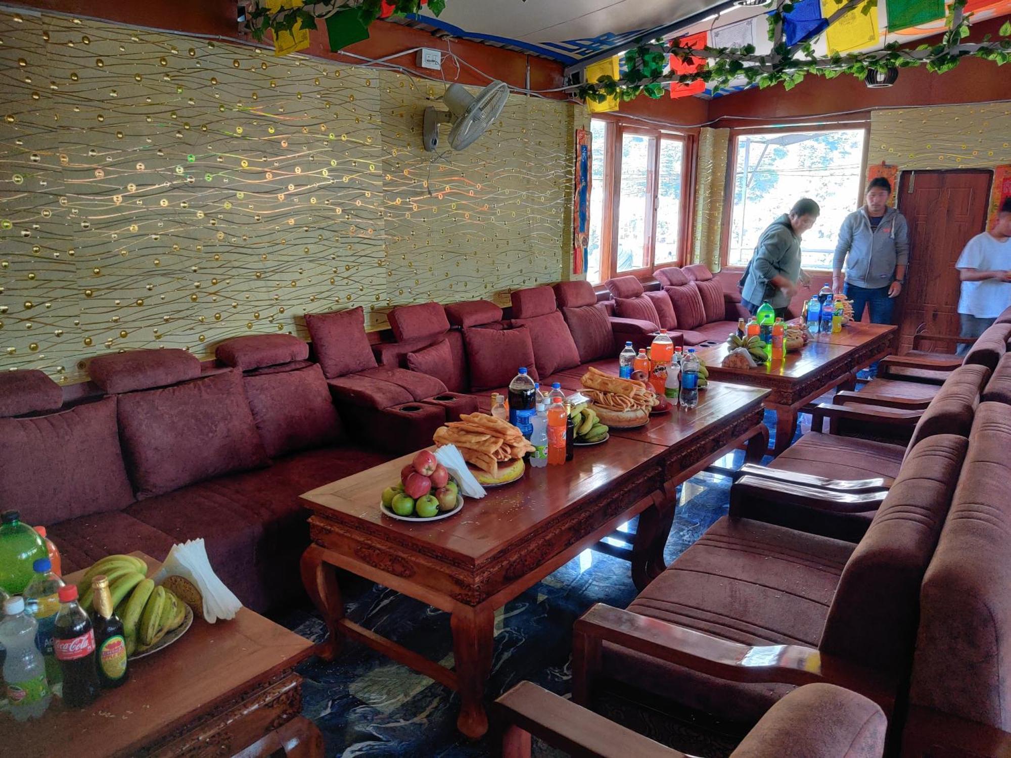 Hotel Akash - Luxury Hotel In Mcleodganj McLeod Ganj Exteriör bild